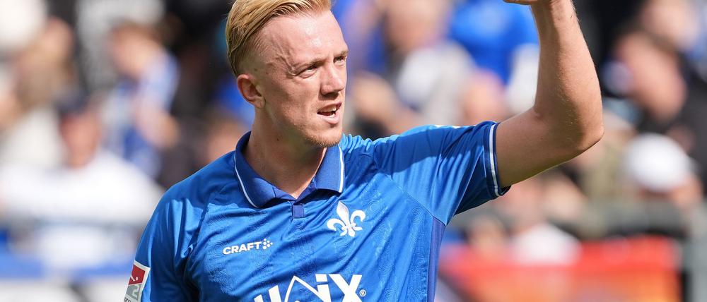 Isac Lidberg jubelt für Darmstadt.