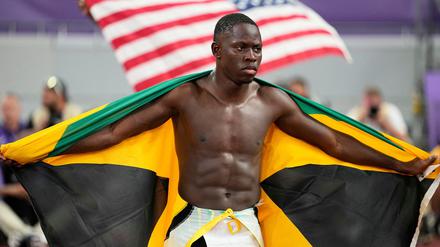 Oblique Seville ist der schnellste Mann der Welt über 100 Meter.