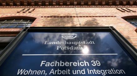Der Fachbereich Wohnen, Arbeit und Integration hat seinen Sitz im Com-City-Gelände an der Behlertstraße.