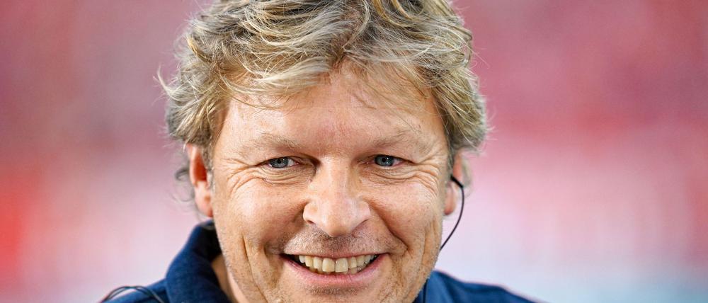 Schalkes Sportdirektot Mulder hat noch einen jungen australischen Innenverteidiger verpflichtet. (Archivbild)