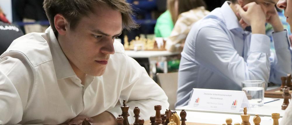 Matthias Blübaum hat sich überraschend für das Turnier der möglichen WM-Herausforderer qualifiziert.