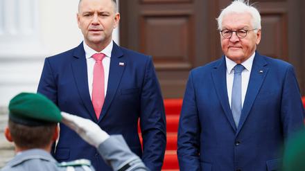 Bundespräsident Frank-Walter Steinmeier empfängt seinen polnischen Amtskollegen Karol Nawrocki.