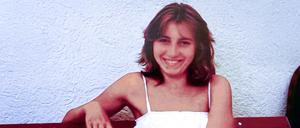  Das undatierte Handout der Kriminalpolizei Aschaffenburg für den Cold Case «Maria Köhler» zeigt das Opfer Maria Köhler auf einer Bank. 