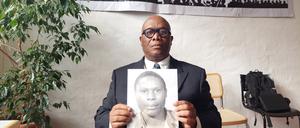 Mutombo Mansamba fordert Gerechtigkeit für den Tod seines Bruders. 