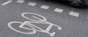 Unfall mit Auto auf Radweg in Potsdam (Symbolbild)