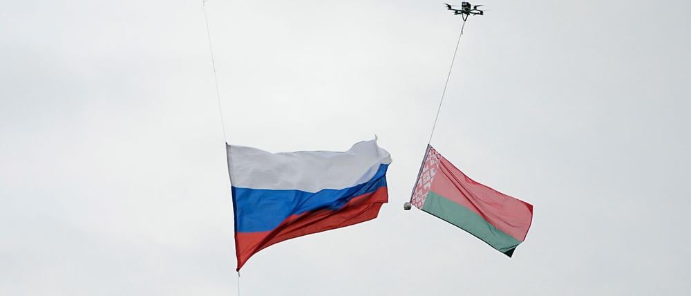 Die russische Armee kooperiert eng mit den Streitkräften von Belarus. 