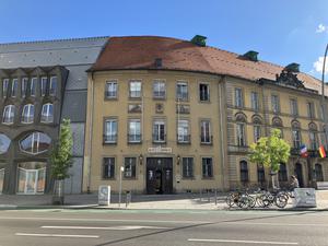 Durch das Haus 1 der Alten Münze kommt von vom Molkenmarkt in den Innenhof.