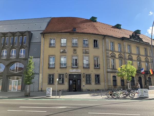 Durch das Haus 1 der Alten Münze kommt man vom Molkenmarkt in den Innenhof.