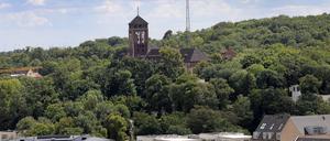 Brauhausberg Potsdam. Blick auf das ehemalige Landtagsgebäude.