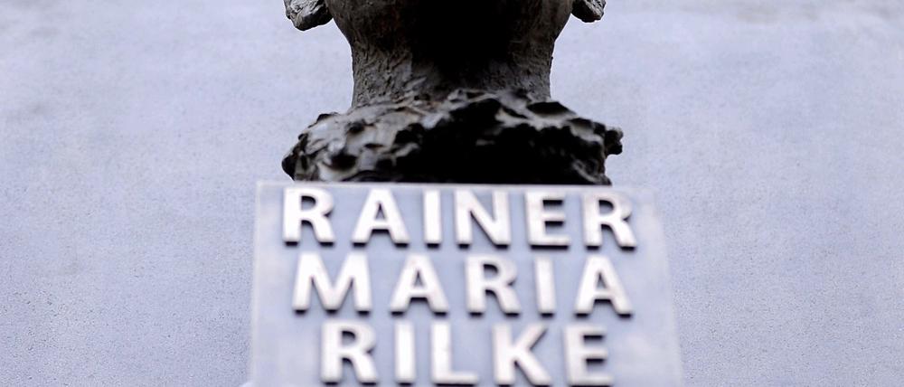 Rainer Maria Rilke ist einer der bekanntesten Dichter deutscher Sprache. (Archivbild)