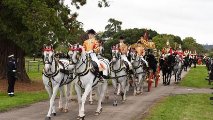 Kutschenprozession zum Schloss Windsor.