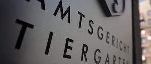 Weil er einen illegalen Handel mit Pyrotechnik betrieben haben soll, steht ein 44-Jähriger vor Gericht. (Symbolbild)