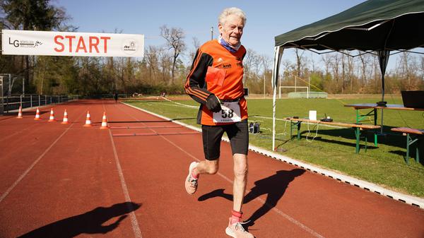 Werner Stöcker läuft und läuft und läuft. Das nächste Mal am Sonntag beim Berlin-Marathon.