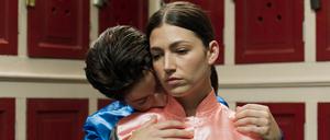 Sterben, um wiedergeboren zu werden. Remo (Nahuel Pérez Biscayart) und Abril (Úrsula Corberó) .