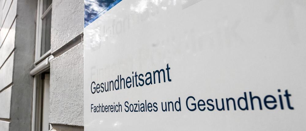Das Gesundheitsamt in Potsdam behandelt nach dem Tod eines Siebenjährigen an Meningokokken andere Kinder und Kontaktpersonen. (Archivbild)