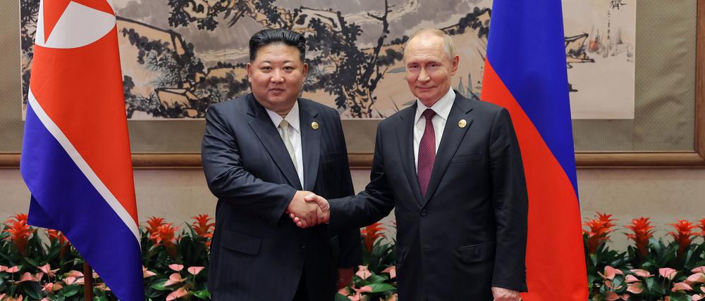 Der Machthaber in Nordkorea Kim Jong Un und der russische Präsident Wladimir Putin.