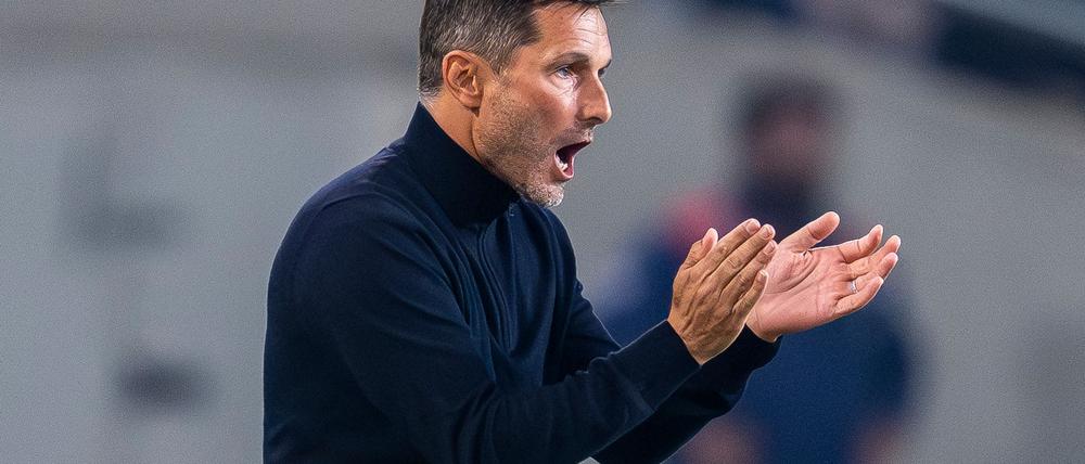 Hertha-Coach Leitl muss eine Systemfrage beantworten.