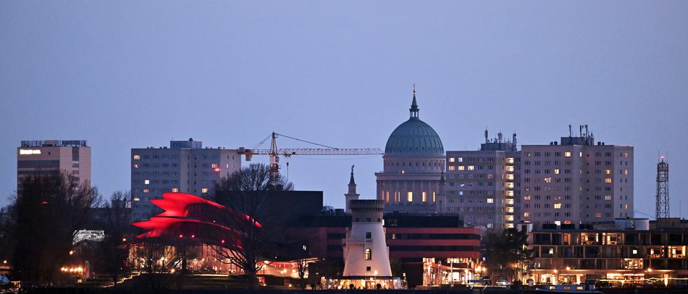 Zwischen Preußen und Platte - Potsdam ist eine gespaltene Stadt mit reichen Gegenden im Norden und armen Plattenbaustadtteilen im Süden.