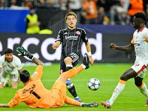 Eintracht Frankfurt ist erfolgreich in die Champions League gestartet.