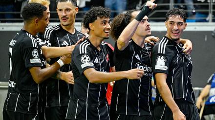 Die Spieler von Eintracht Frankfurt hatten zum Champions-League-Auftakt viel Grund zum Jubel. 