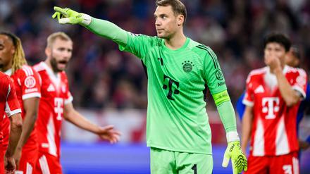 Manuel Neuer führt die Bayern als Torwart und Kapitän an.
