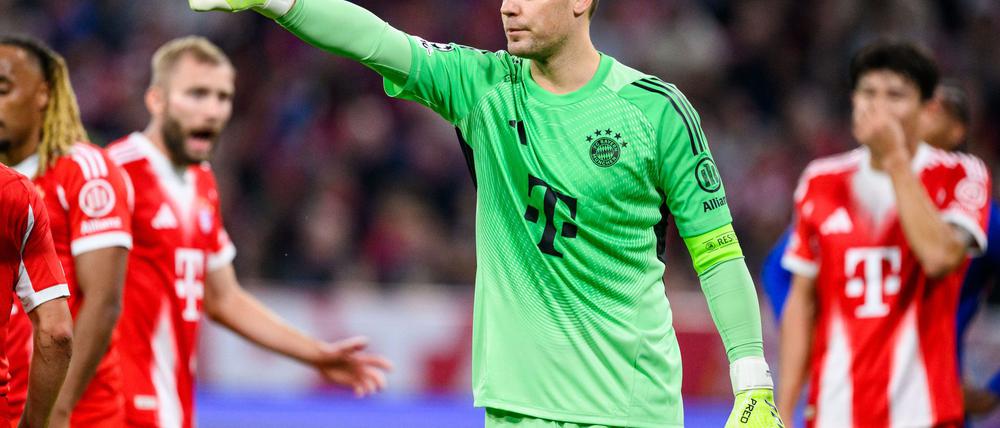 Manuel Neuer führt die Bayern als Torwart und Kapitän an.