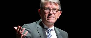  Wolfram Weimer (parteilos), Staatsminister für Kultur und Medien, spricht im Haus der Berliner Festspiele während der Eröffnung des Internationalen Literaturfestivals Berlin (ilb).