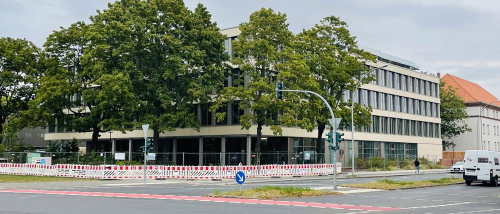 Neubau Grundschule Am Fehrbelliner Tor. 