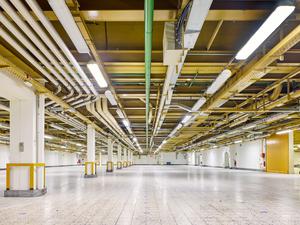 Fotos von der Eröffnung von NLND Berlin auf dem Areal der ehemaligen Zigarettenfabrik von Philip Morris in Berlin Neukölln am 18. September 2025. 