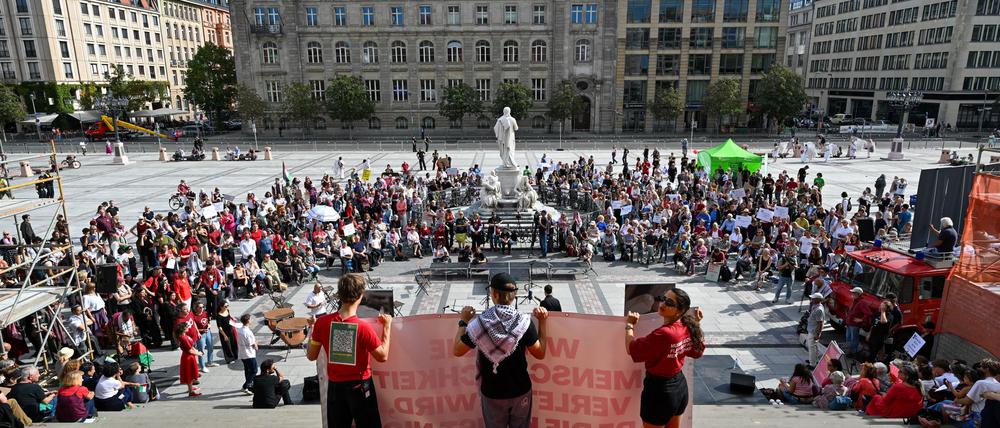 Ein Konzert und eine Demonstration machen auf das Leid von Kindern in Gaza aufmerksam.