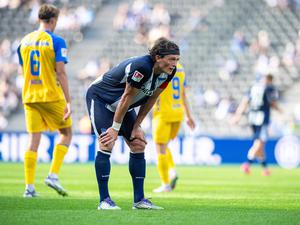 Völlig platt. Fabian Reese und Hertha BSC hatten gegen Paderborn am Ende nicht mehr genügend zuzusetzen. 
