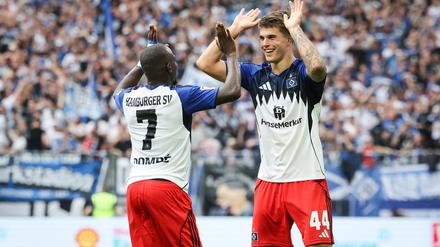 Brach den Tor-Bann des HSV: Luka Vuskovic (r). 