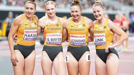 Gewannen WM-Bronze: Rebekka Haase, Sina Mayer, Gina Lückenkemper und Sophia Junk (v. l.).