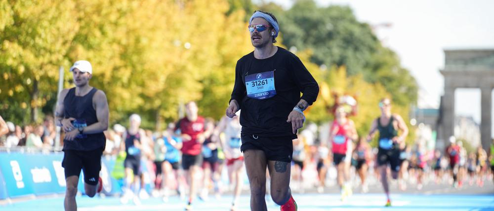 Als Sted Sarandos lief Harry Styles am Sonntag den Berlin-Marathon.