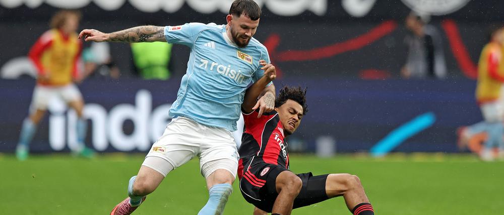 Oliver Burke (li.) traf dreimal für Union.
