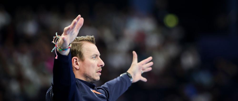 Trainer Filip Jicha und der THW Kiel spielten in Leipzig.