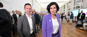 Severin Fischer (SPD) und Noosha Aubel (parteilos) am Wahlabend am Sonntag.