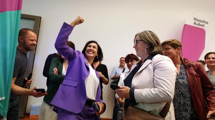 Noosha Aubel bei der Wahlparty im Haus der Frauen.