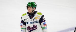 Yannick Veilleux wird den Eisbären wegen seiner Sperre noch fünf Spiele fehlen.