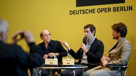 Die drei Dirigenten Titus Engel (l-r), Maxime Pascal und Michele Spotti übernehmen ab kommenden Sommer die musikalische Leitung der Deutschen Oper.