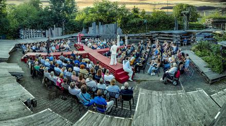 "Hamlet" auf der Open-Air-Bühne des Theaters Globe Berlin.