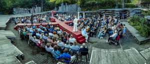 "Hamlet" auf der Open-Air-Bühne des Theaters Globe Berlin.