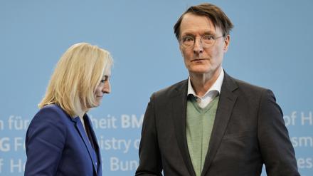 Macht es seiner Nachfolgerin Nina Warken (CDU) nicht leicht: Ex-Gesundheitsminister Karl Lauterbach (SPD).