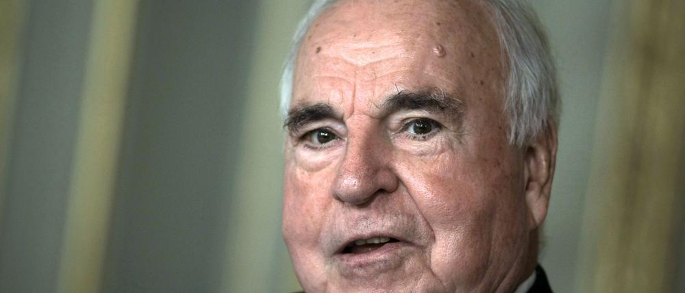 Altbundeskanzler Helmut Kohl (CDU) bei einem Termin im Musiksaal im hessischen Landtag in Wiesbaden (Archivbild).