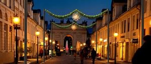 Der Weihnachtsmarkt in Potsdam startet am 24. November 2025 als „Potsdamer Weihnachtszauber“ mit neuem Lichtkonzept.