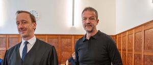 Fredi Bobic (rechts) und sein Rechtsanwalt Matthias Weidmann haben noch was auszufechten mit Hertha BSC.