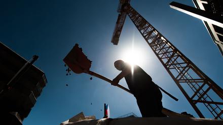 In Berlin ist das Bruttoinlandsprodukt im ersten Halbjahr gewachsen, in Brandenburg gab es ein Minus von 1,0 Prozent. (Symbolbild)