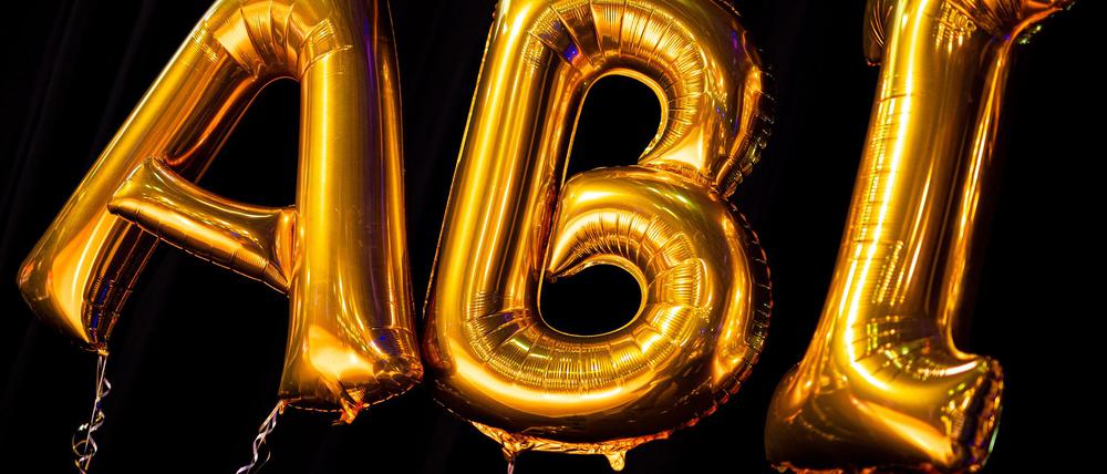 Etwa 10.000 Euro hat ein Abiturjahrgang für die Abschlussfeier gespart - nun ist das Geld weg und die Polizei ermittelt. (Symbolbild)