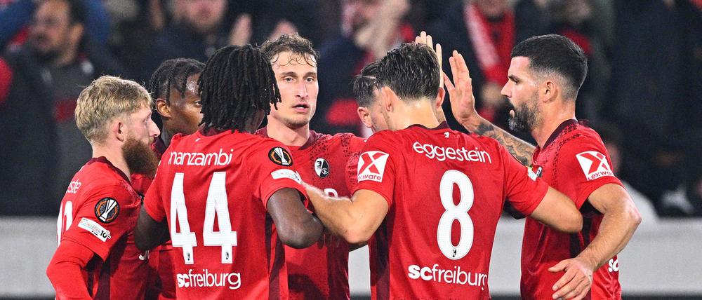 Traf zum 1:0 für Freiburg: Mittelfeldspieler Patrick Osterhage (M.).
