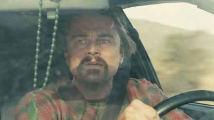 Leonardo diCaprio spielt in „One Battle After Another“ einen abgehalfterten Revolutionär. (Handout)